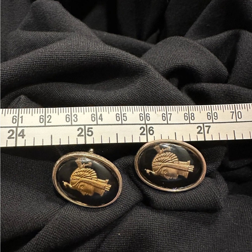Vintage Black and Gold Egyptian or Greek cuff links - Picture 4 of 9